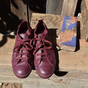 Chuck Taylor All-Star Converse, Deep Bordeaux